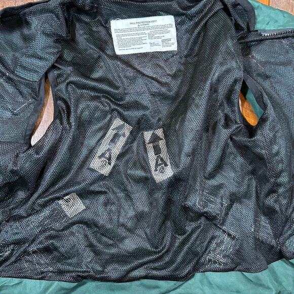 Gemtor Fall Protection Vest Green Size S/M - Picture 4 of 8